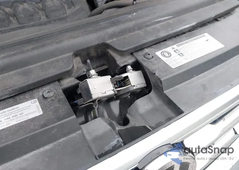 2020 Volkswagen Tiguan 2.0T Sel Premium R-Line z USA, uszkodzony, nr VIN 3VV4B7AX3LM068229